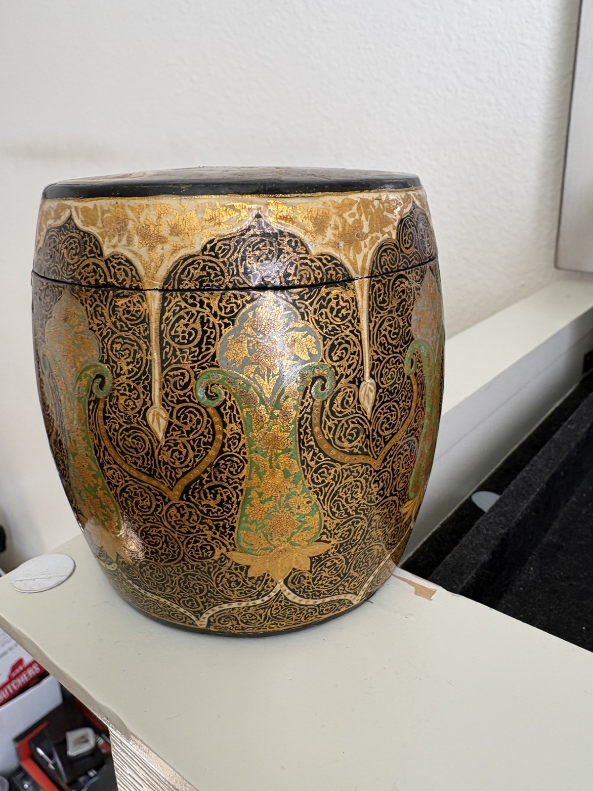 Beautiful Antique Late 19th Century Kashmir Paper Mâché Tobacco Canister