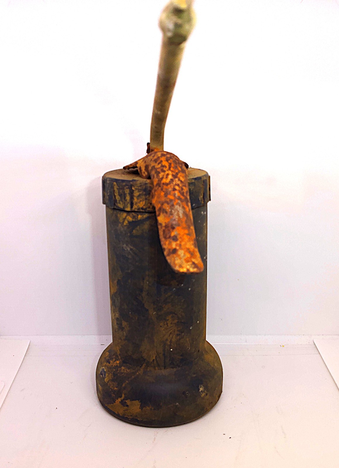 Vintage Oil Dispenser Green PVC Cylinder Alloy Nozzle Trigger Rust Restore #35