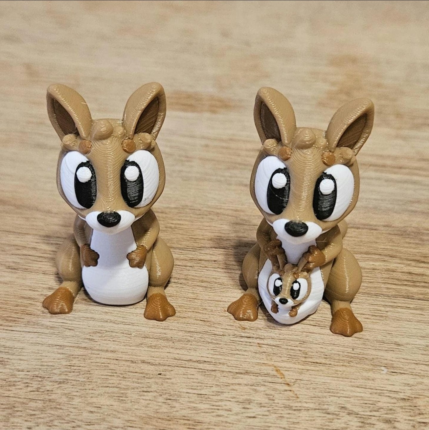 Kangaroo Figurine - (2\