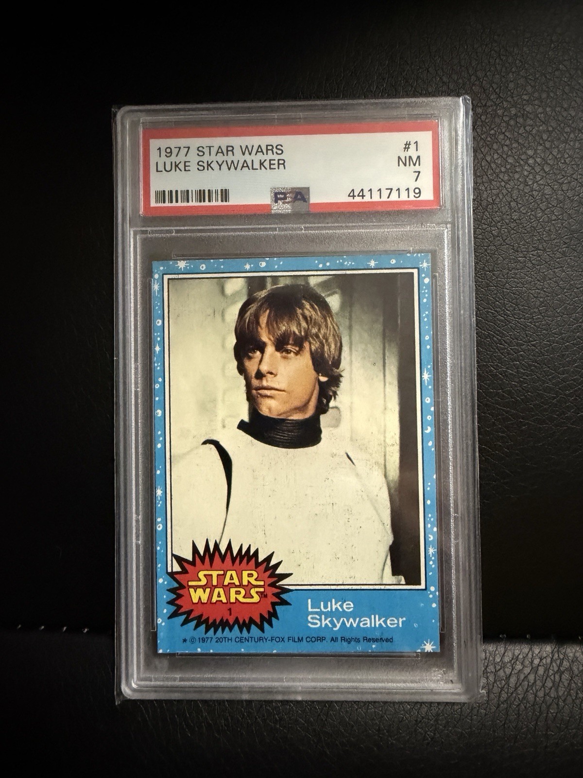 Topps 1977 Star Wars Luke Skywalker #1 Original Graded Non-Sport Card Topps 1977 Star Wars Luke Skywalker #1 Original Graded Non-Sport Card