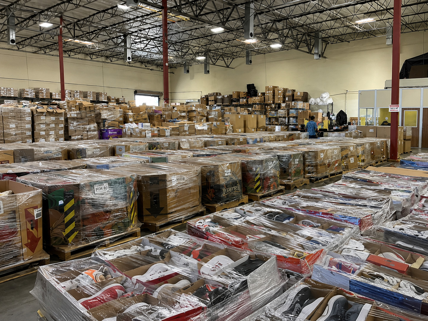 Best Buy Hidden Overstock Liquidation Box Brand New Mixed Merchandise
