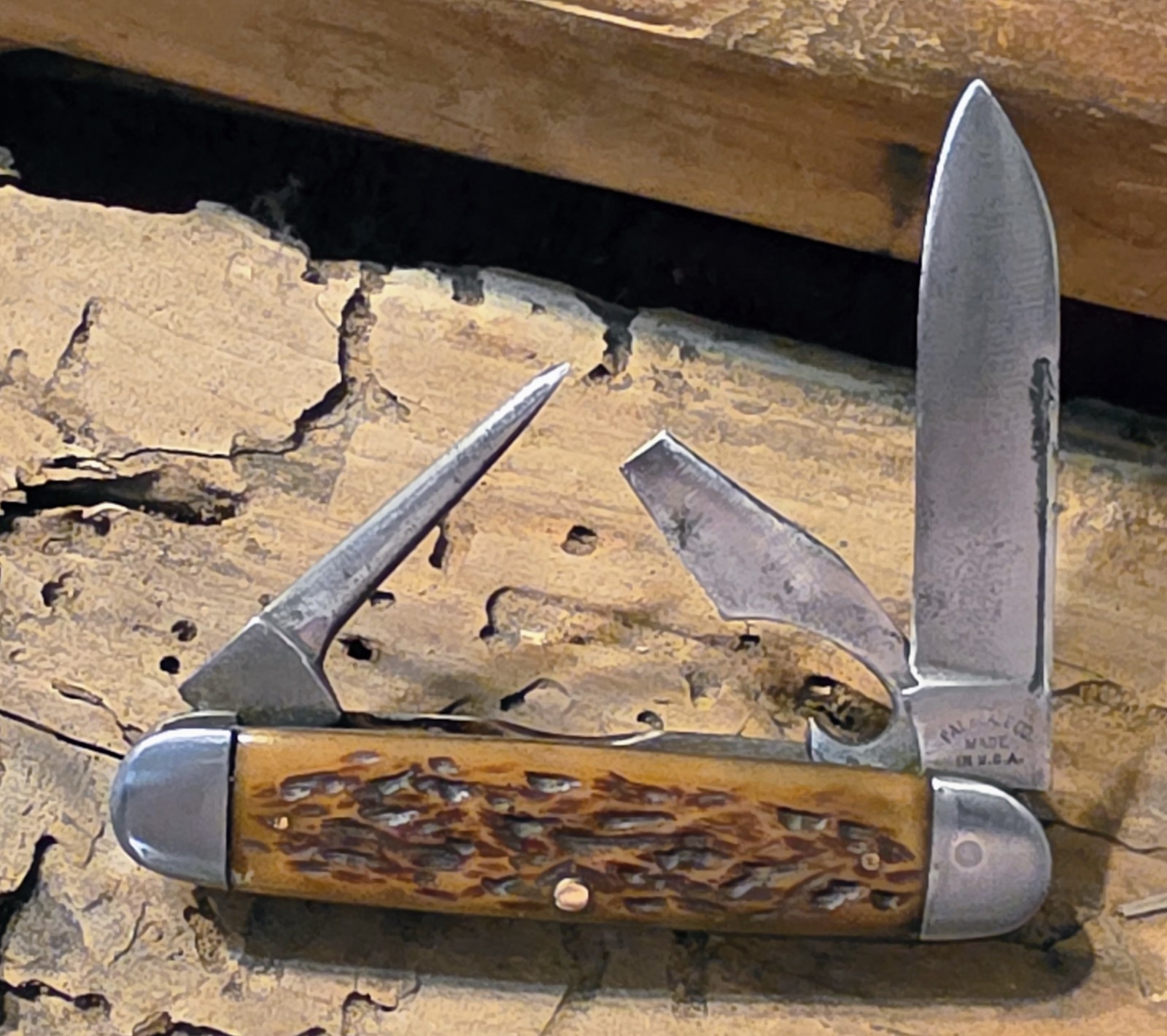 Pal Blade Co. Equal  End  Utility Knife