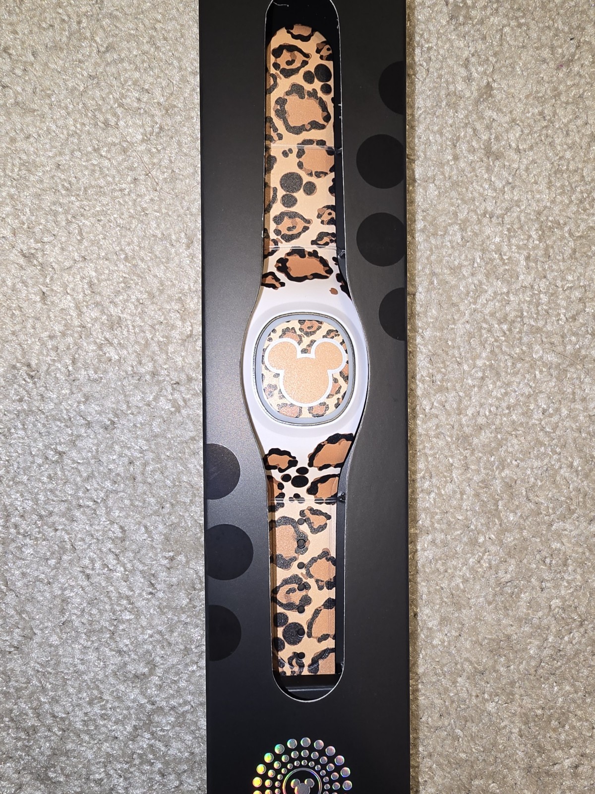 NEW 2026 Disney Parks Magic Band Plus + Animal Kingdom Leopard Print Mickey NEW 2026 Disney Parks Magic Band Plus + Animal Kingdom Leopard Print Mickey