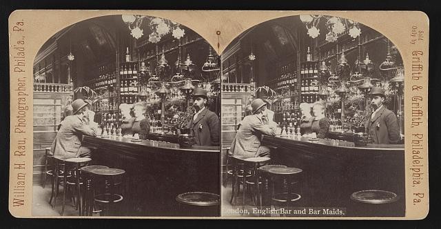 Photo:London England c1893 Bar and Barmaids Stereoview Pub Interior
