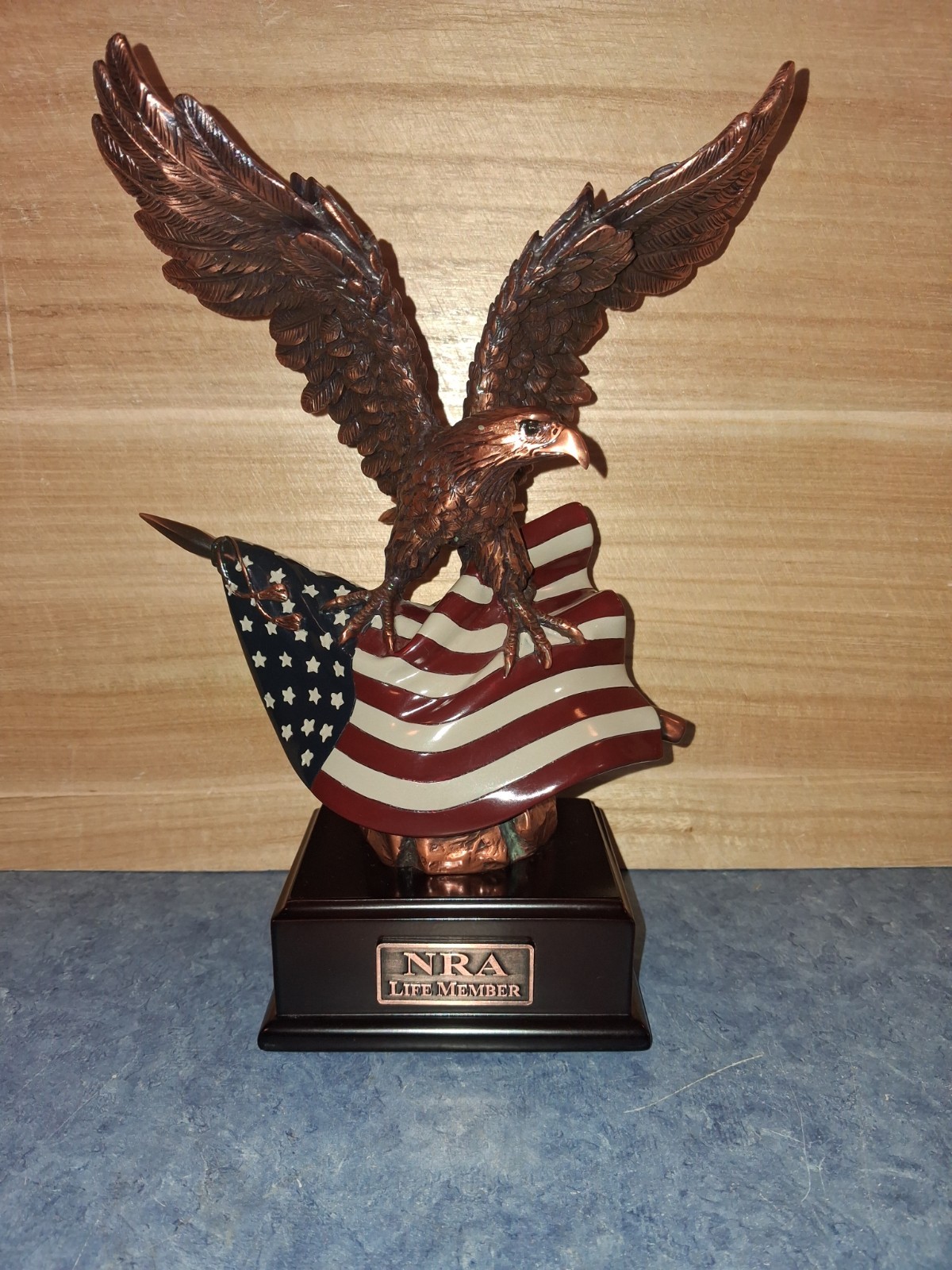 Ebros Wings of Glory Majestic Bald Eagle USA American Flag Statue NRA Life-Mint