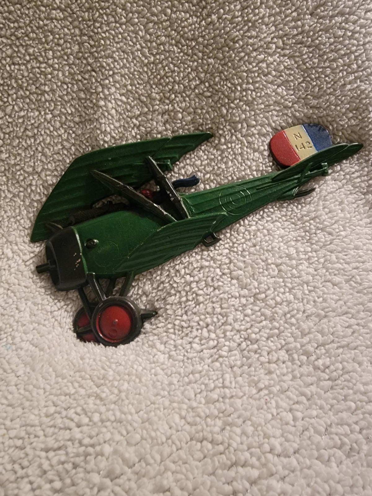 Vintage 1975 Homco Bi-plane Wall Plaque Metal Hand Painted Wall Hanging N 142