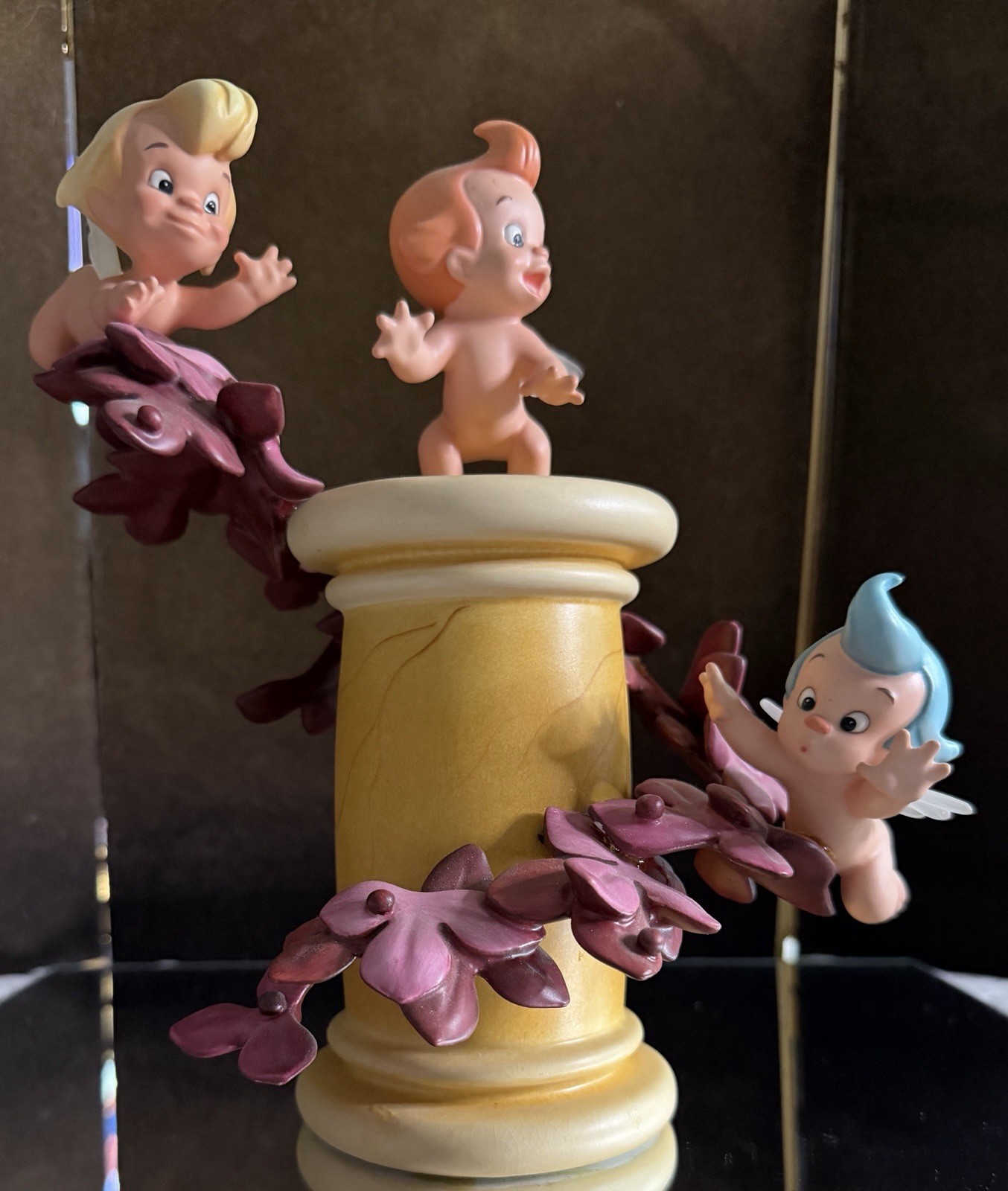 Walt Disney Classics Collection Fantasia Cupids Love\'s Little Helpers Figurine