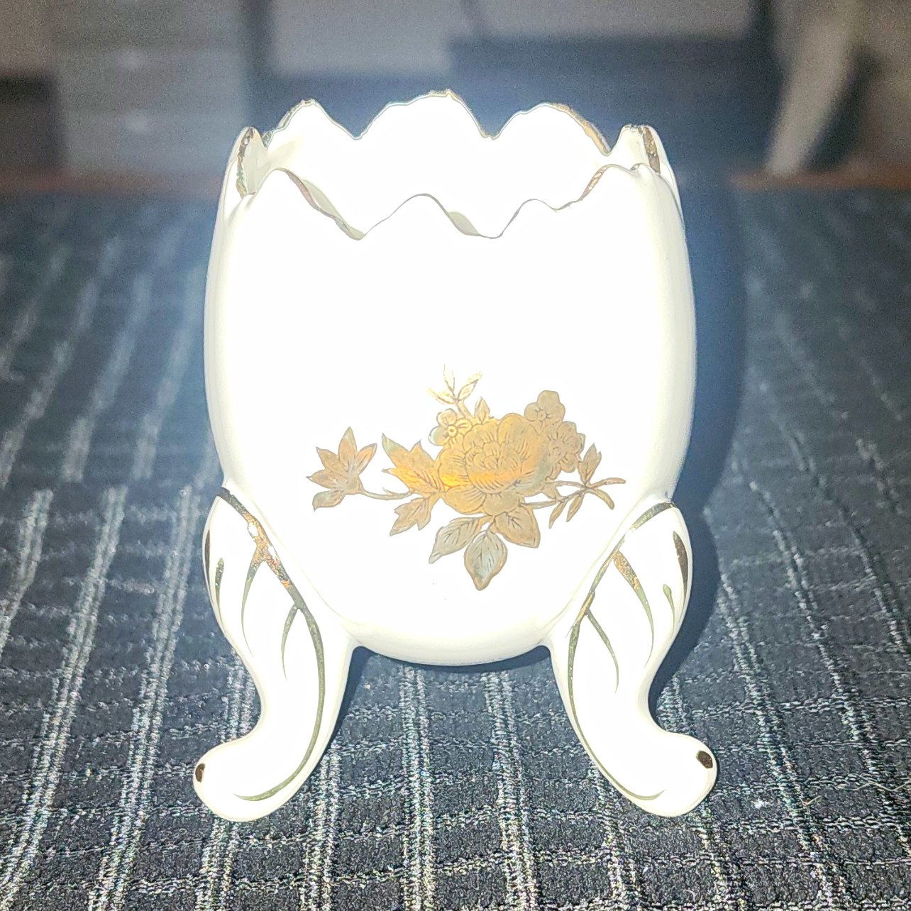 Vintage Napcoware Egg-Shaped 3-Leg Vase White Gold Floral Glazed Ceramic C-4832