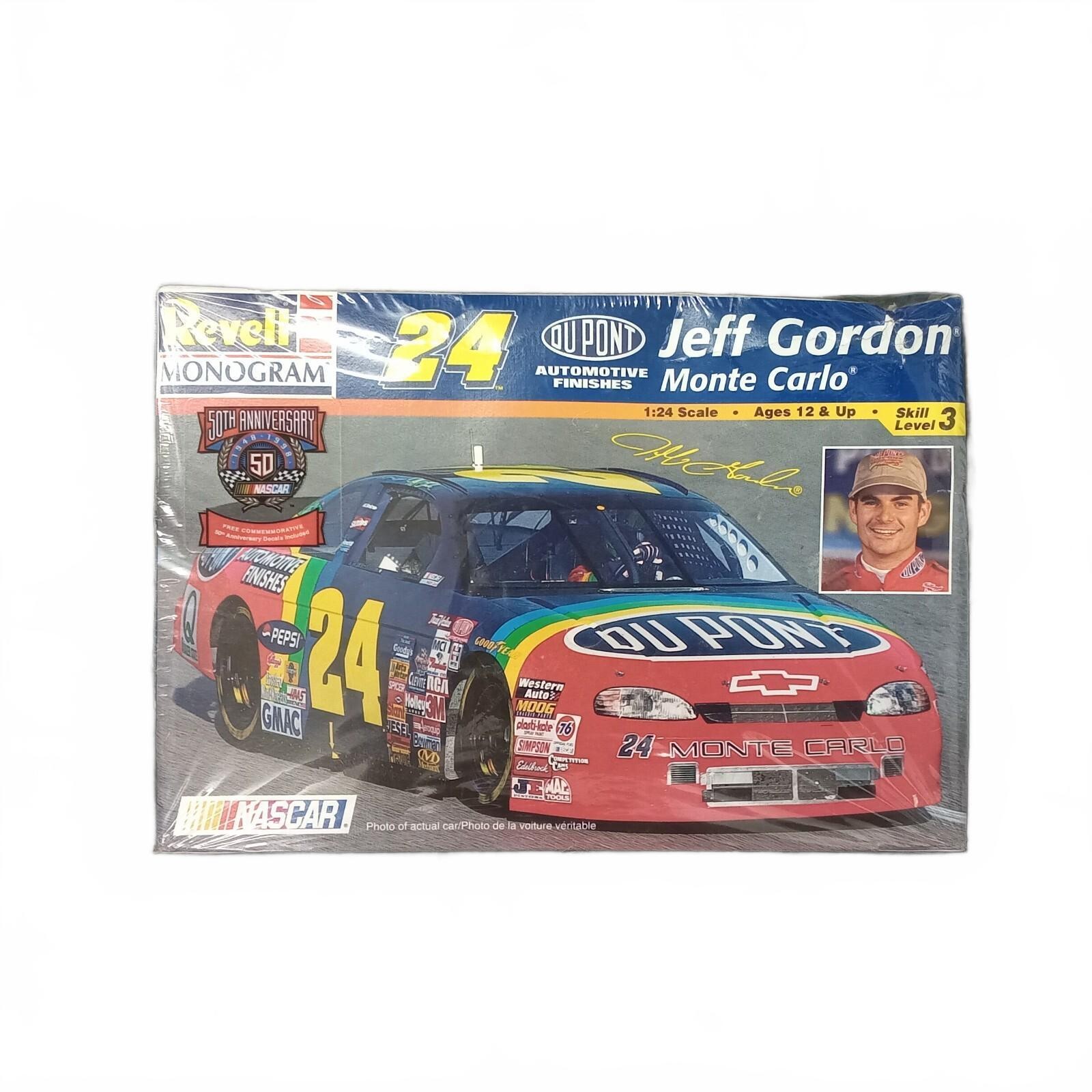 REVELL MONOGRAM 1998 #24 JEFF GORDON DUPONT MONTE CARLO 1/24 Scale Car 85 2476