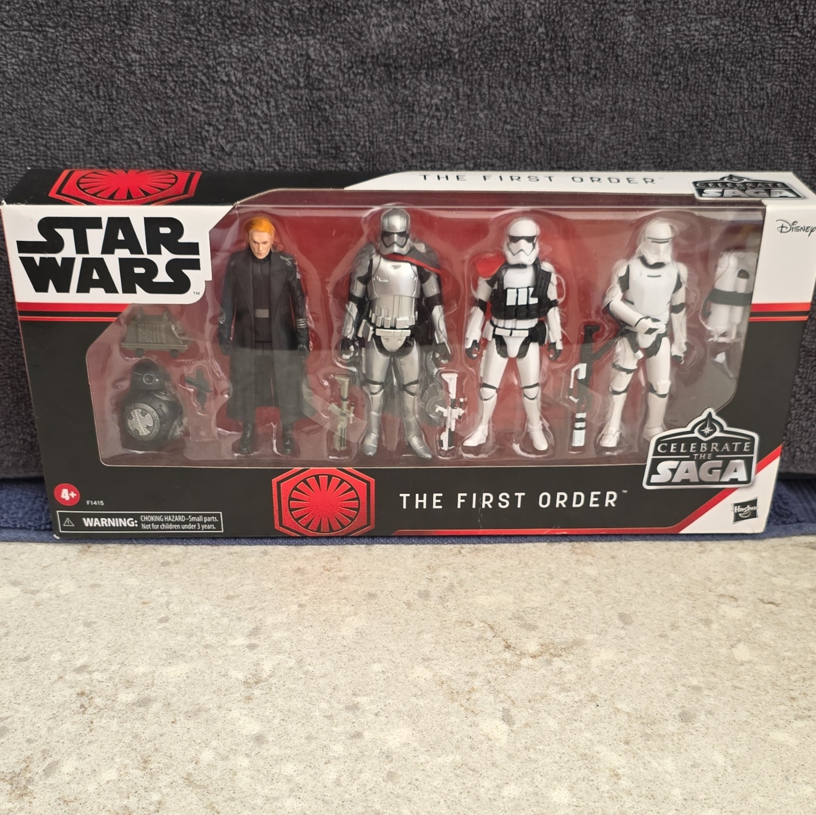 Hasbro Star Wars Celebrate the Saga First Order Set Captain Phasma Hux