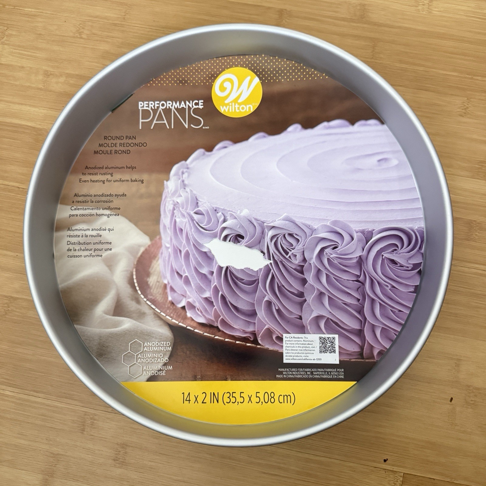 NEW Wilton Performance Cake Pan-Round 14
