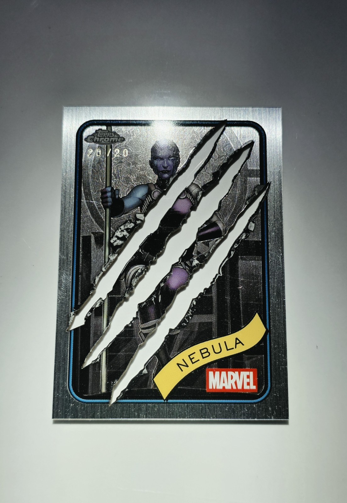 2025 Topps Chrome Marvel Comics Neubula 167 Clawed 20/20 Book End