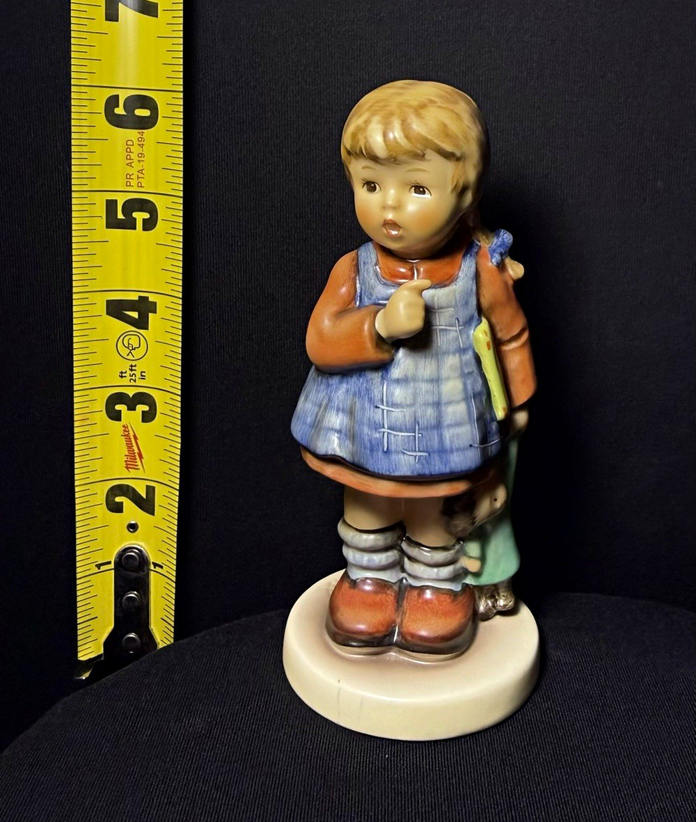 Goebel Hummel Club “I Wonder” Porcelain Hand Painted Figurine 5.5\