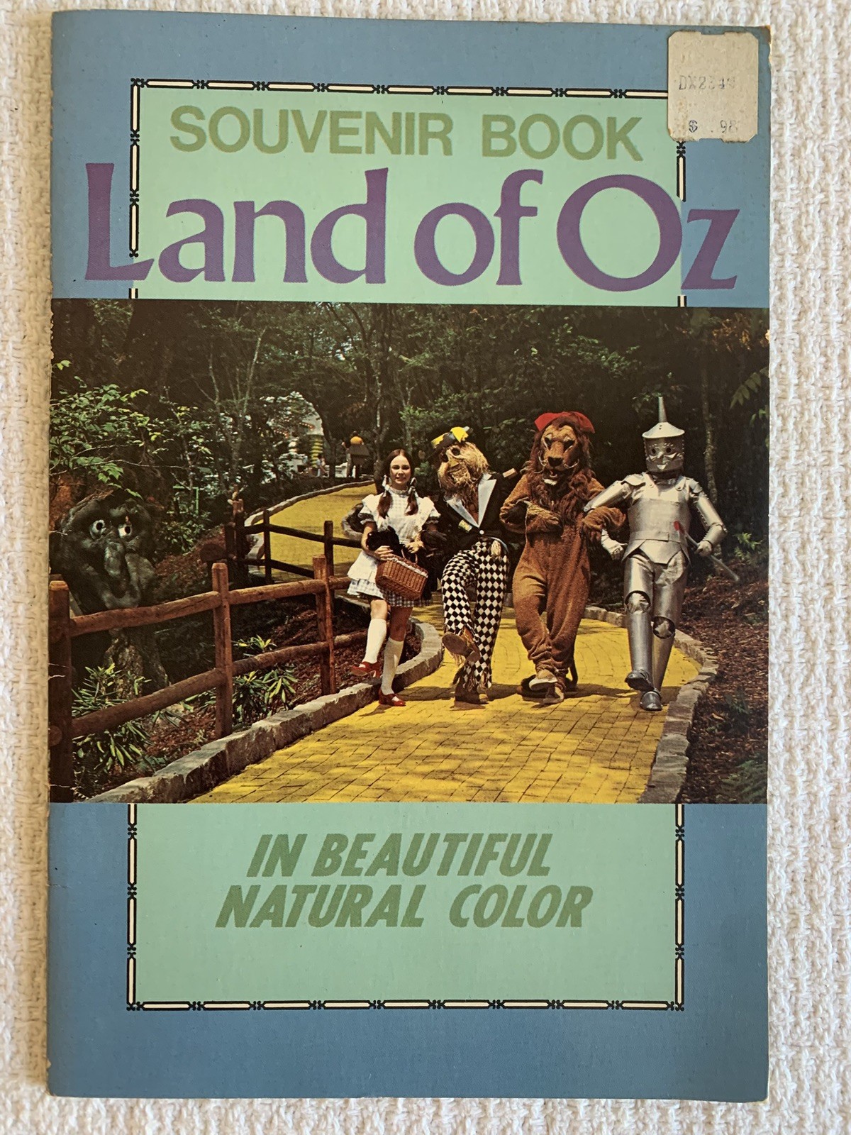 Vintage 1971 Souvenir Book Land Of OZ Full Color Photo Booklet Beech Mountain NC Vintage 1971 Souvenir Book Land Of OZ Full Color Photo Booklet Beech Mountain NC
