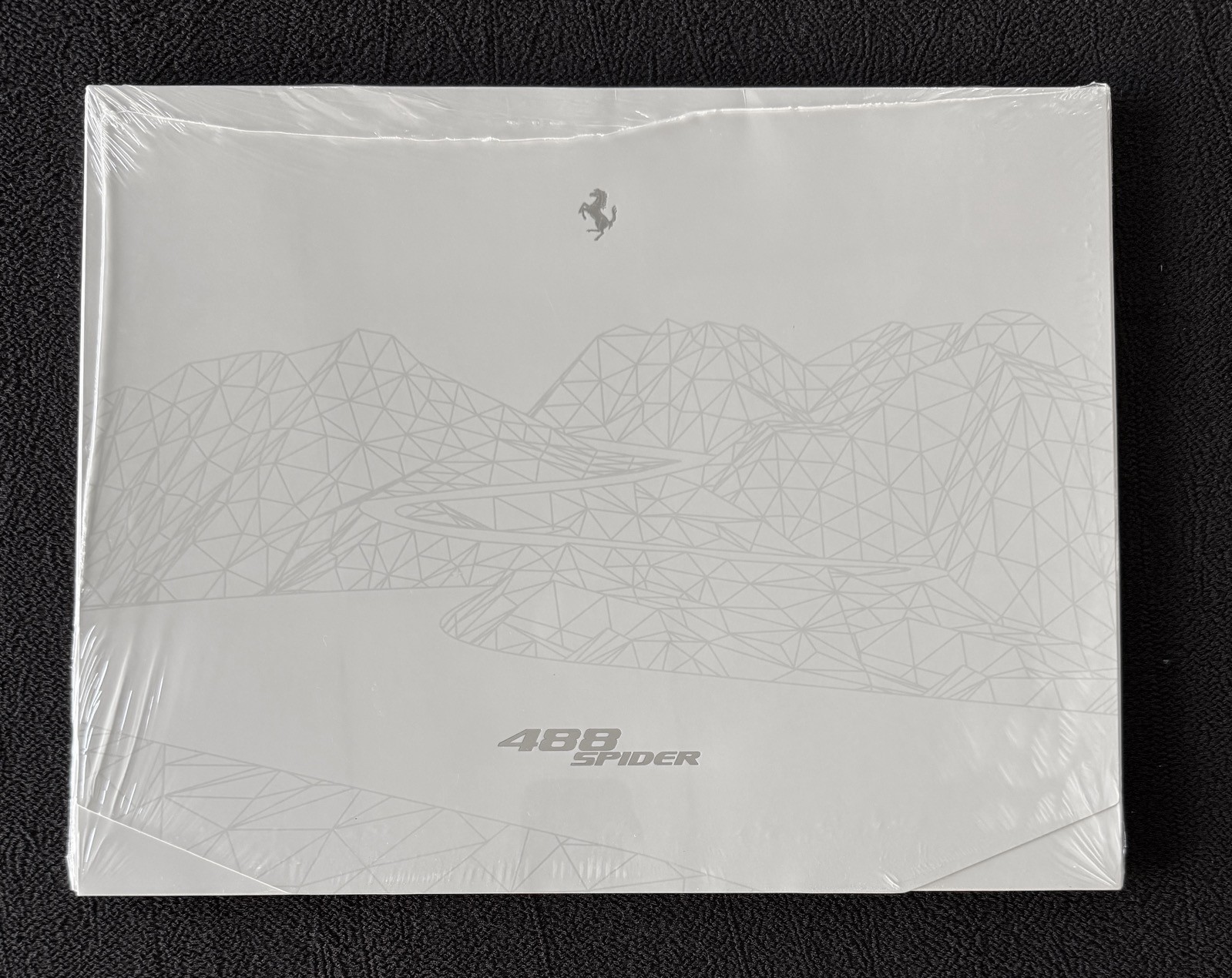 FERRARI 488 Spider Launch Presentation Folio Sales Brochure Prospekt Photos NEW FERRARI 488 Spider Launch Presentation Folio Sales Brochure Prospekt Photos NEW
