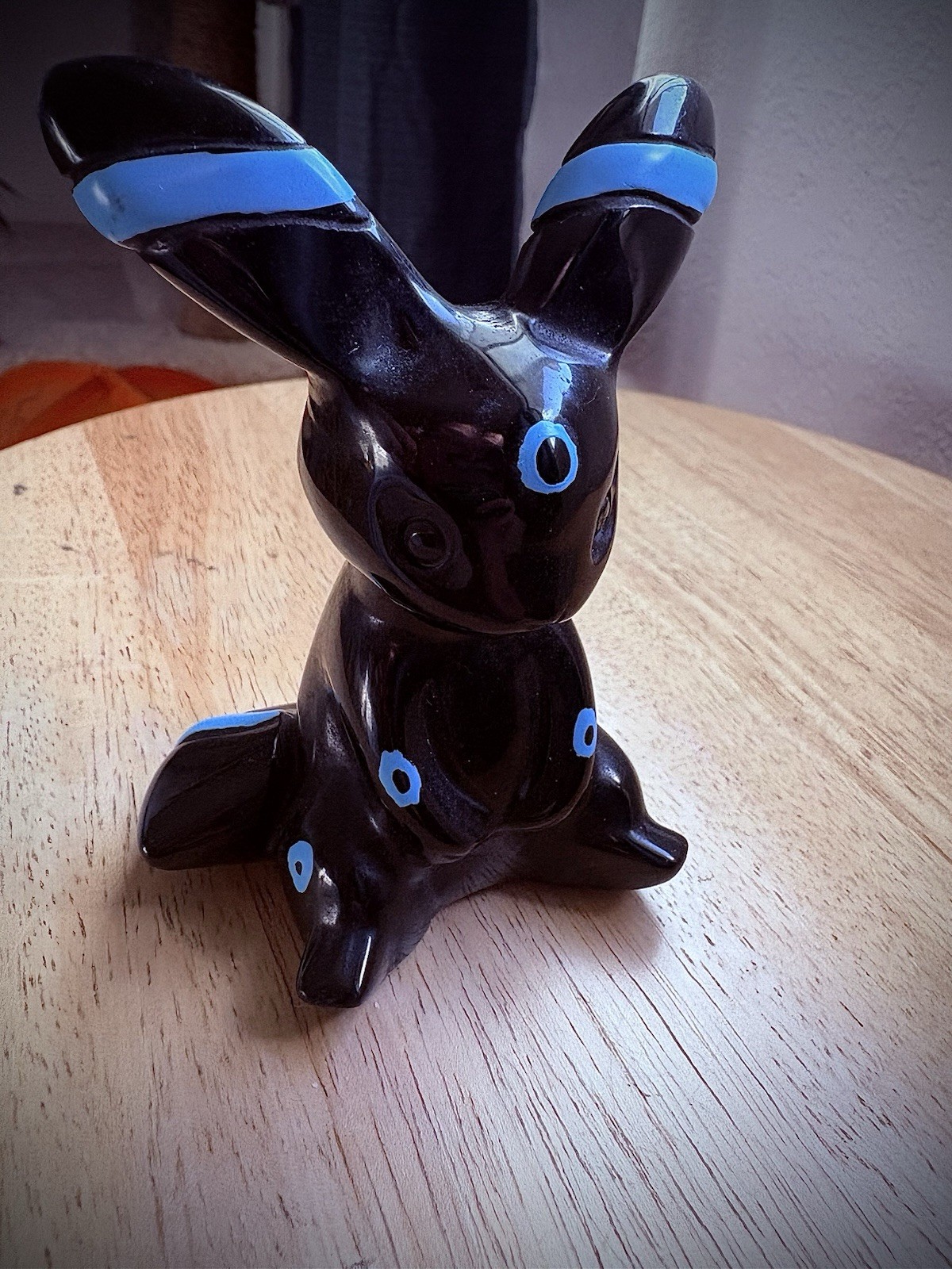 MSG For Deals(: Umbreon Shiny Obsidian Crystal Carving