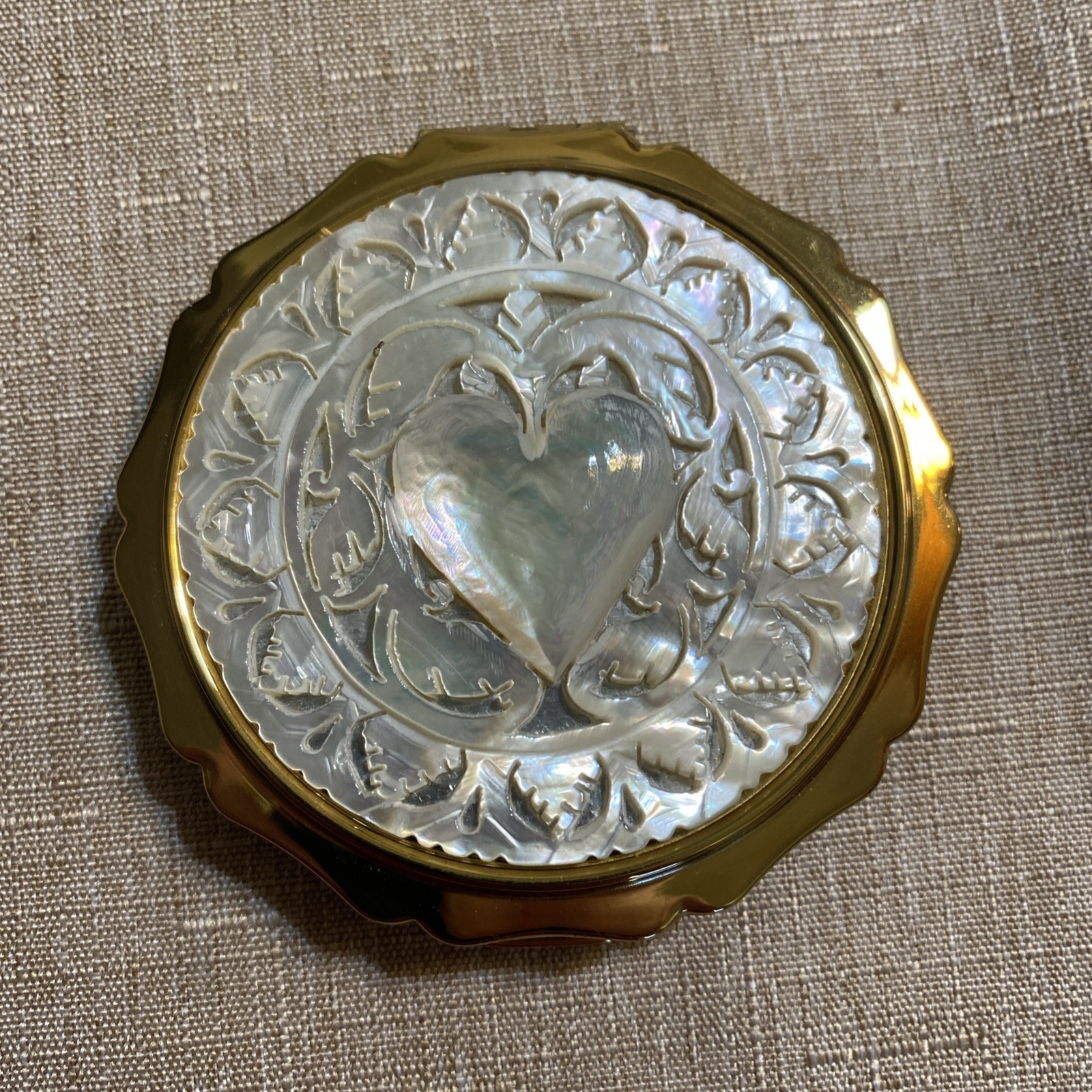 Vintage Stratton Carved Mother of Pearl Scroll and Heart Design Gold Compact Vintage Stratton Carved Mother of Pearl Scroll and Heart Design Gold Compact