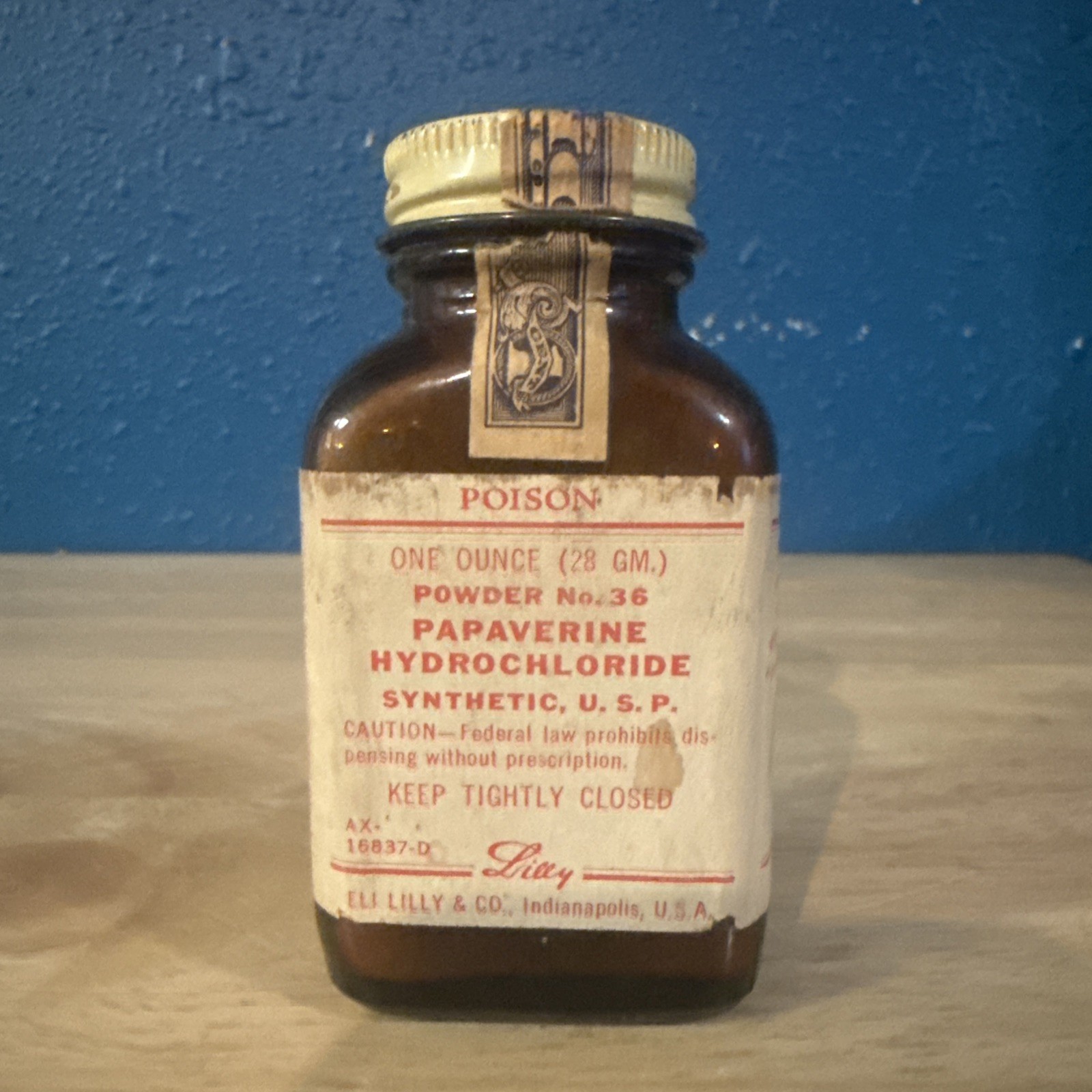 Vintage Eli Lilly Papaverine Hydrochloride POISON Amber Pharmacy Bottle Empty