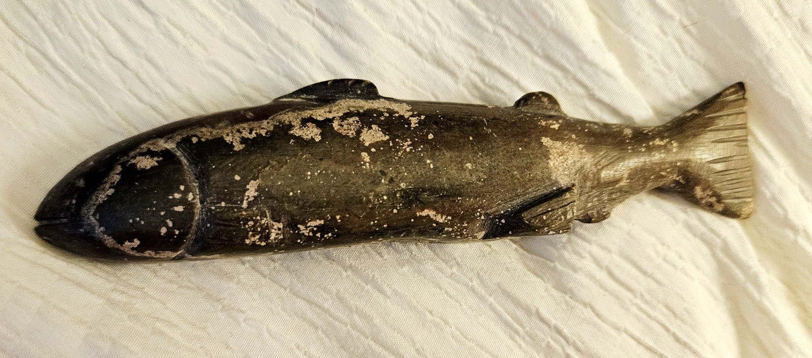 Antique Inuit Stone Salmon By Josepie Niviaxi E9-737
