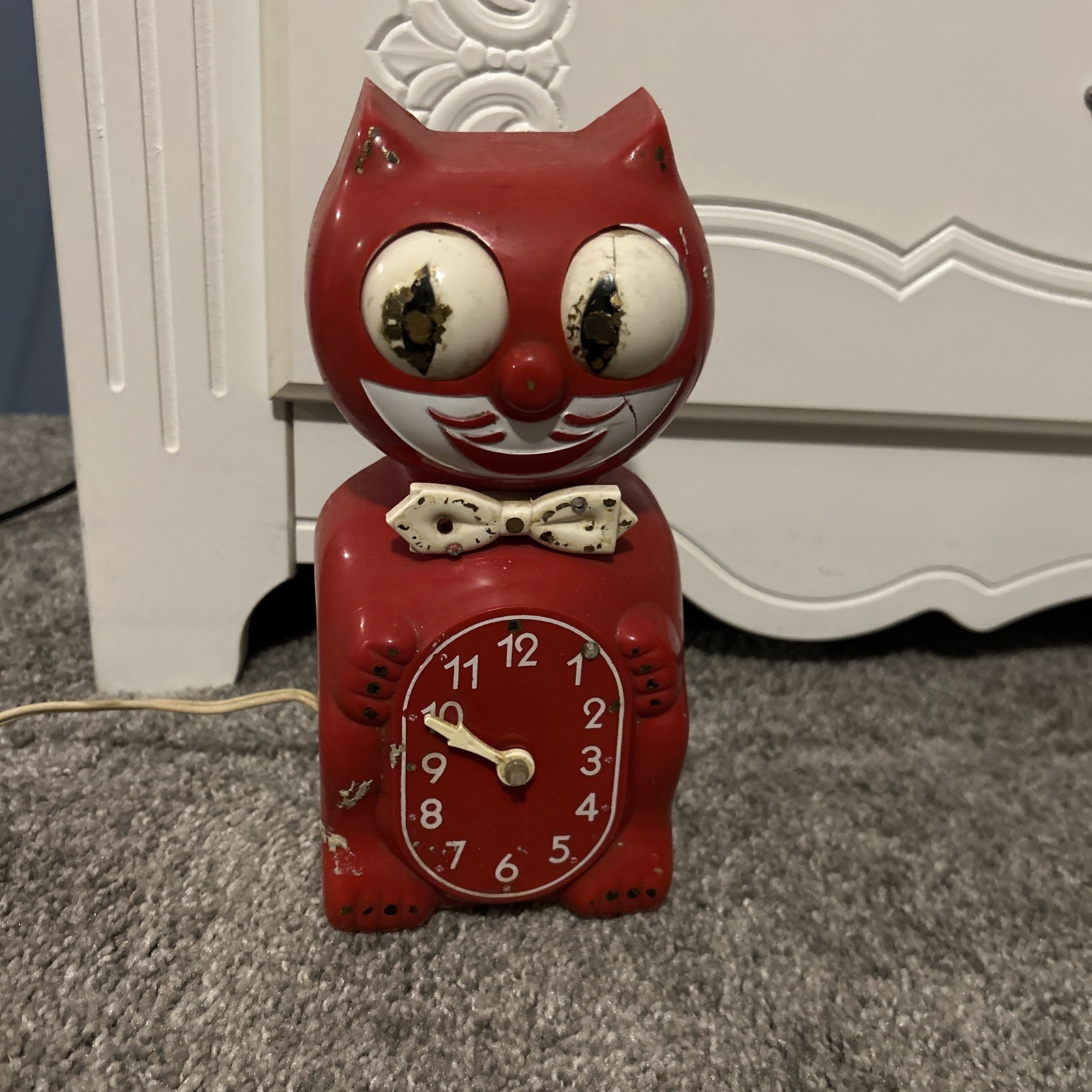 Vintage Red Kit-Cat Klock Model D8 Cat Clock Moving Eyes Parts Repair