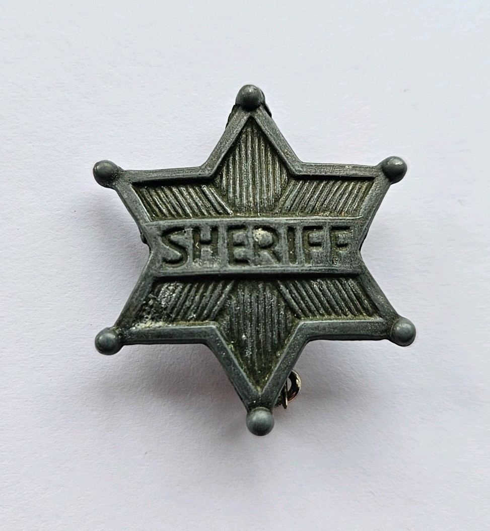 Vintage 80s sheriff metal badge action man Western cowboy interest