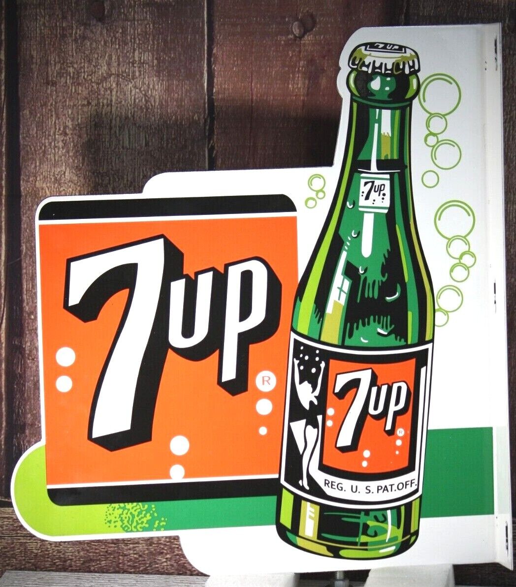 7-UP DOUBLE SIDED W/BRACKET  PORCELAIN COLLECTIBLE, RUSTIC, ADVERTISING 