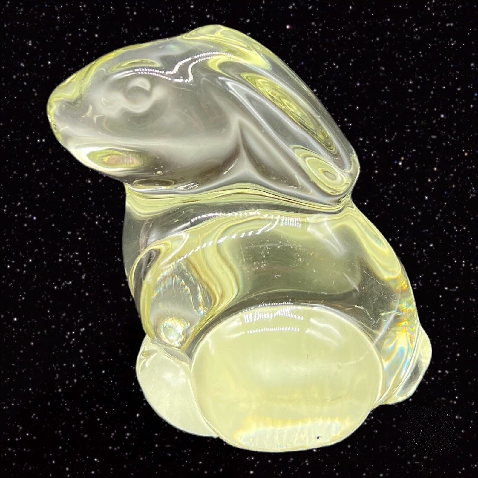 Vintage Art Glass Bunny Rabbit Paperweight Figure Glass Figurine 3”T 3”W
