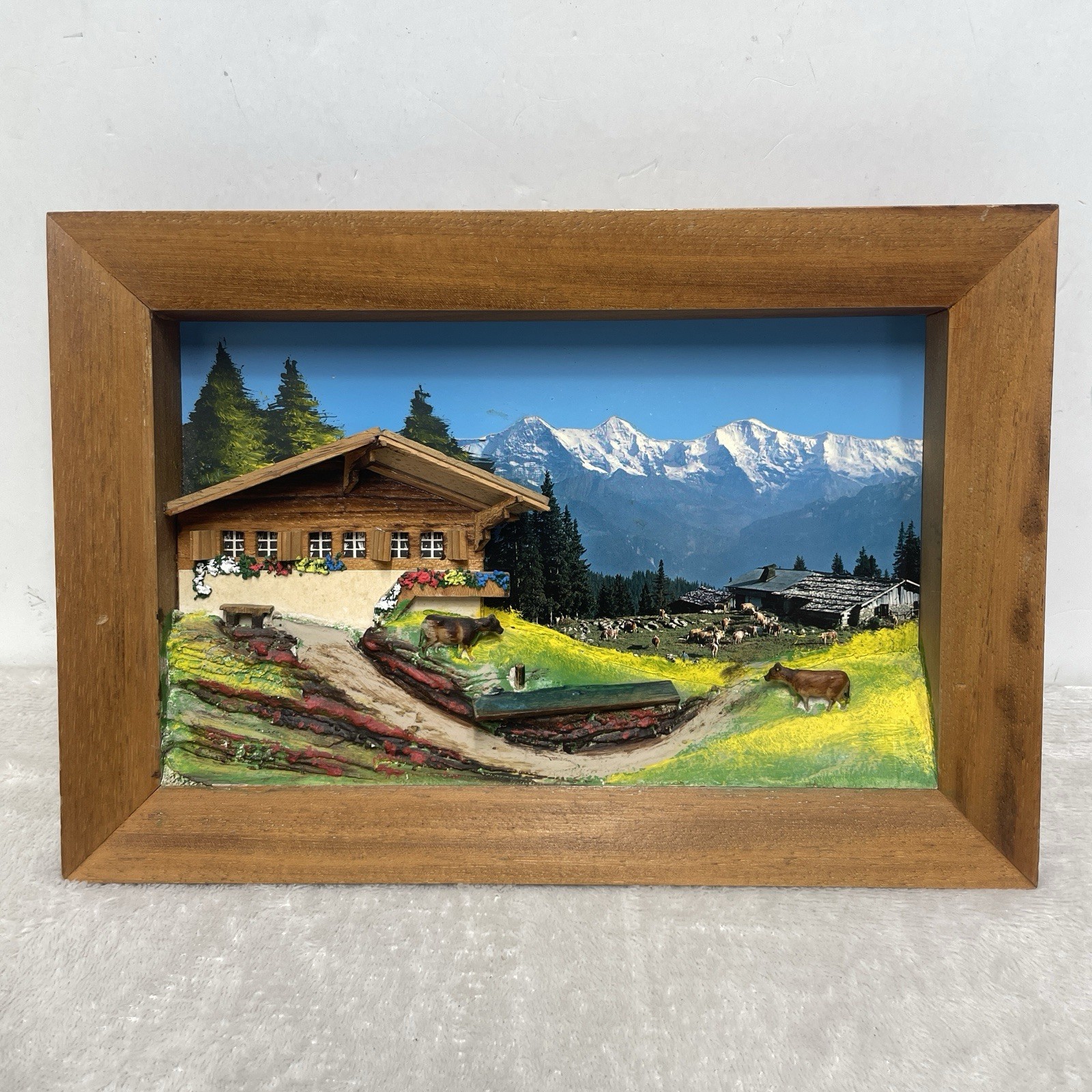 Vintage Swiss Alps Chalet 3D Shadow Box Diorama Wood Relief Folk Art Picture Cow Vintage Swiss Alps Chalet 3D Shadow Box Diorama Wood Relief Folk Art Picture Cow