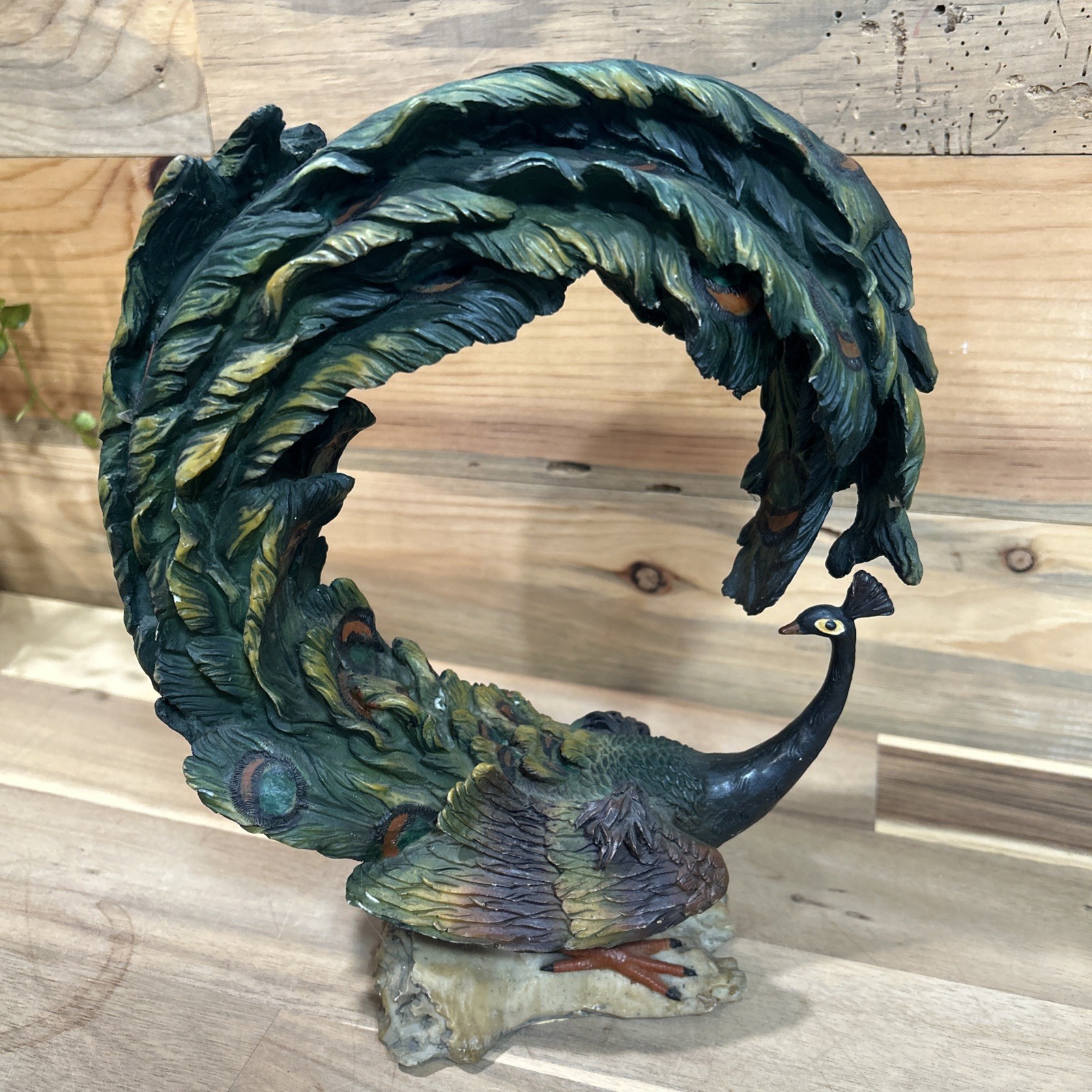 * Vintage*Montecelina Collection Porcelain Resin “Pruning Peacock” RARE * Vintage*Montecelina Collection Porcelain Resin “Pruning Peacock” RARE