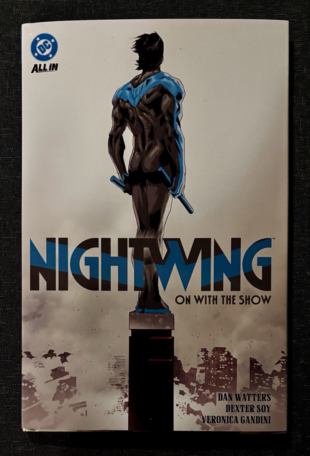 NIGHTWING by Dan Watters Vol. 1 - On With the Show (DC All-In 2025) Hardcover NM