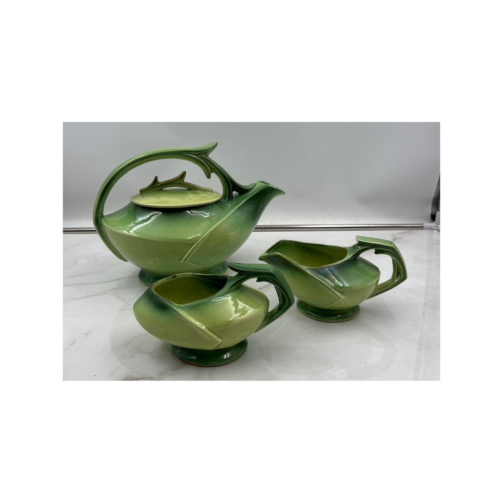 VTG McCoy Avacado Leaf Green Ceramic Teapot Set Creamer and Sugar Bowl Art Deco VTG McCoy Avacado Leaf Green Ceramic Teapot Set Creamer and Sugar Bowl Art Deco