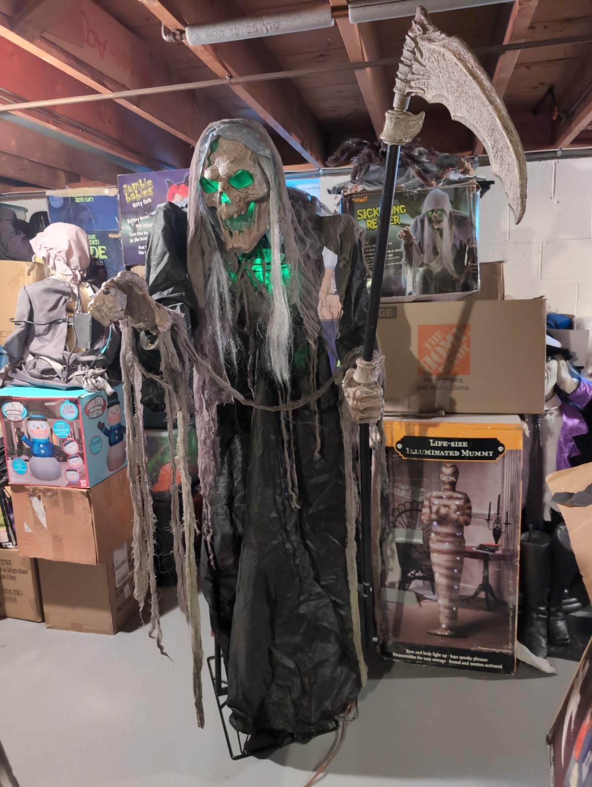 Spirit Halloween Sickening Reaper 2013 Animatronic Prop Decor Gemmy Morbid HTF