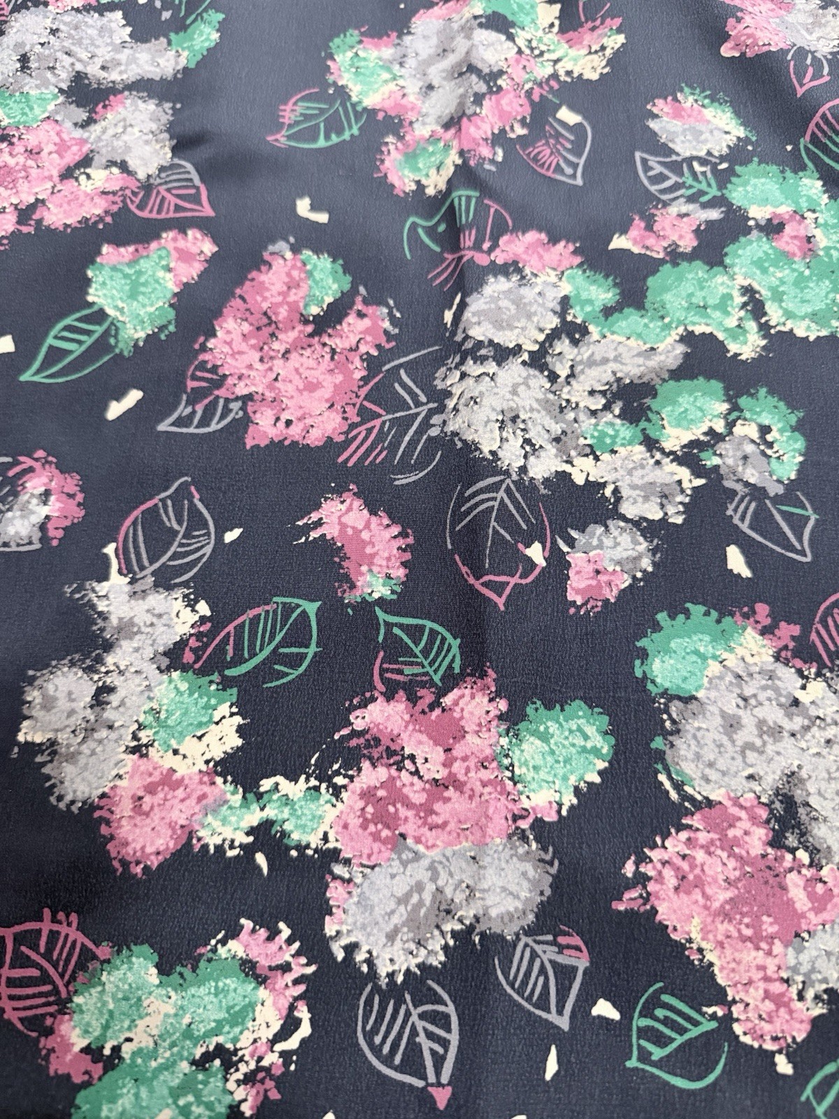 Vintage 1940s-50s Cold Rayon Floral Print Silky Dressmaking Fabric - 4 yd NWOT Vintage 1940s-50s Cold Rayon Floral Print Silky Dressmaking Fabric - 4 yd NWOT