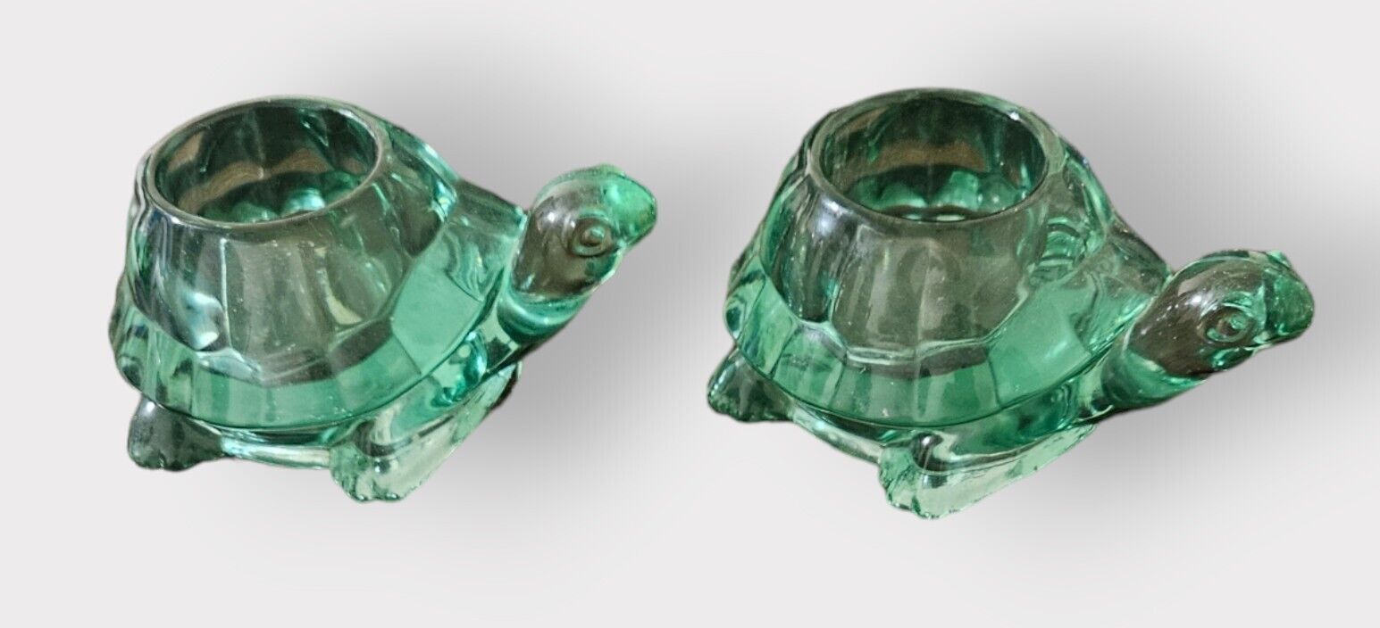 Pair Of Vintage Indiana Glass Turtle Candle Holders Votives/Tealights  Green
