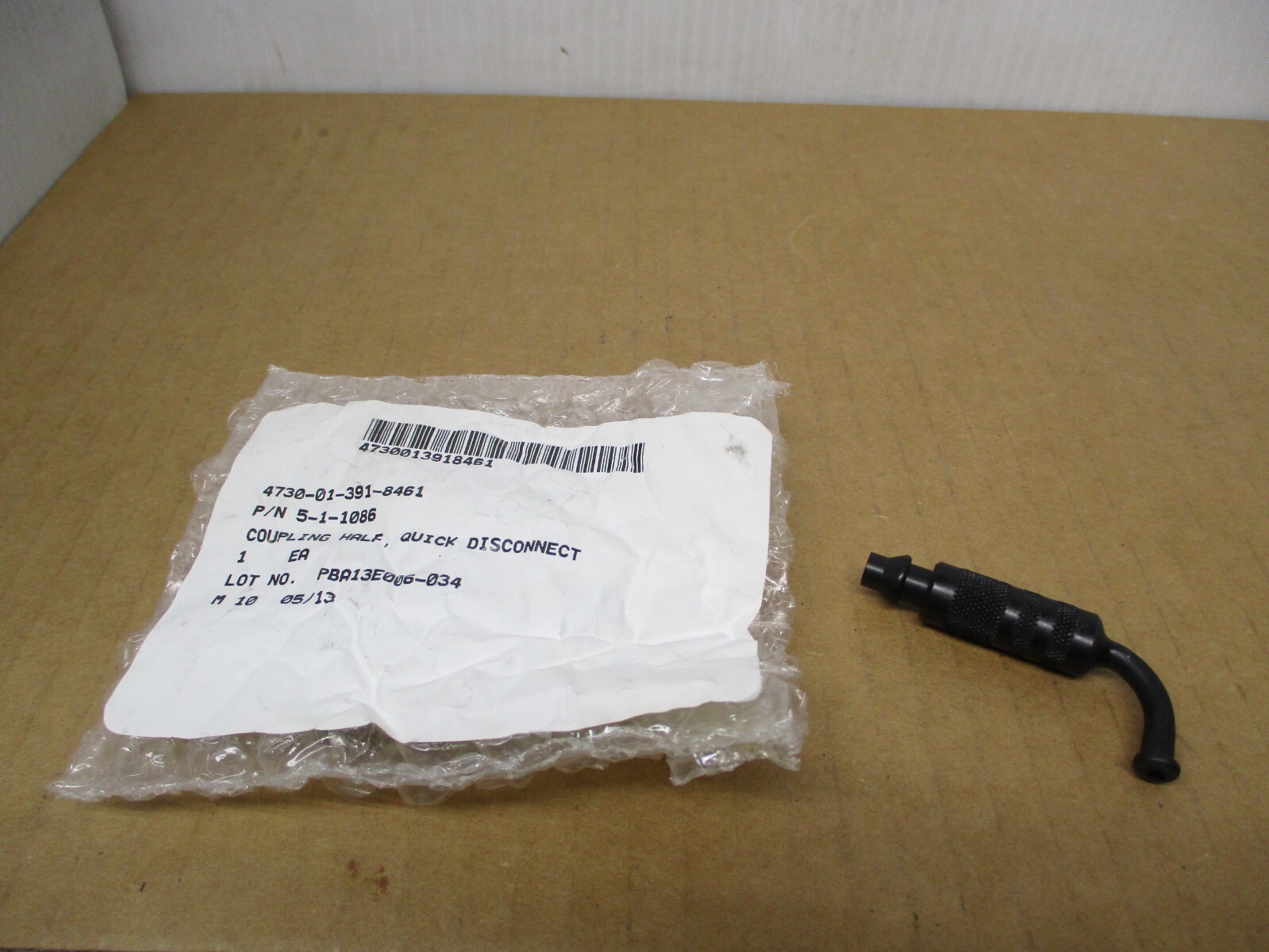 M40, M42, M45, MCU-2P, M17A1 A2 GAS MASK QUICK DISCONNECT COUPLING HALF 5-1-1086