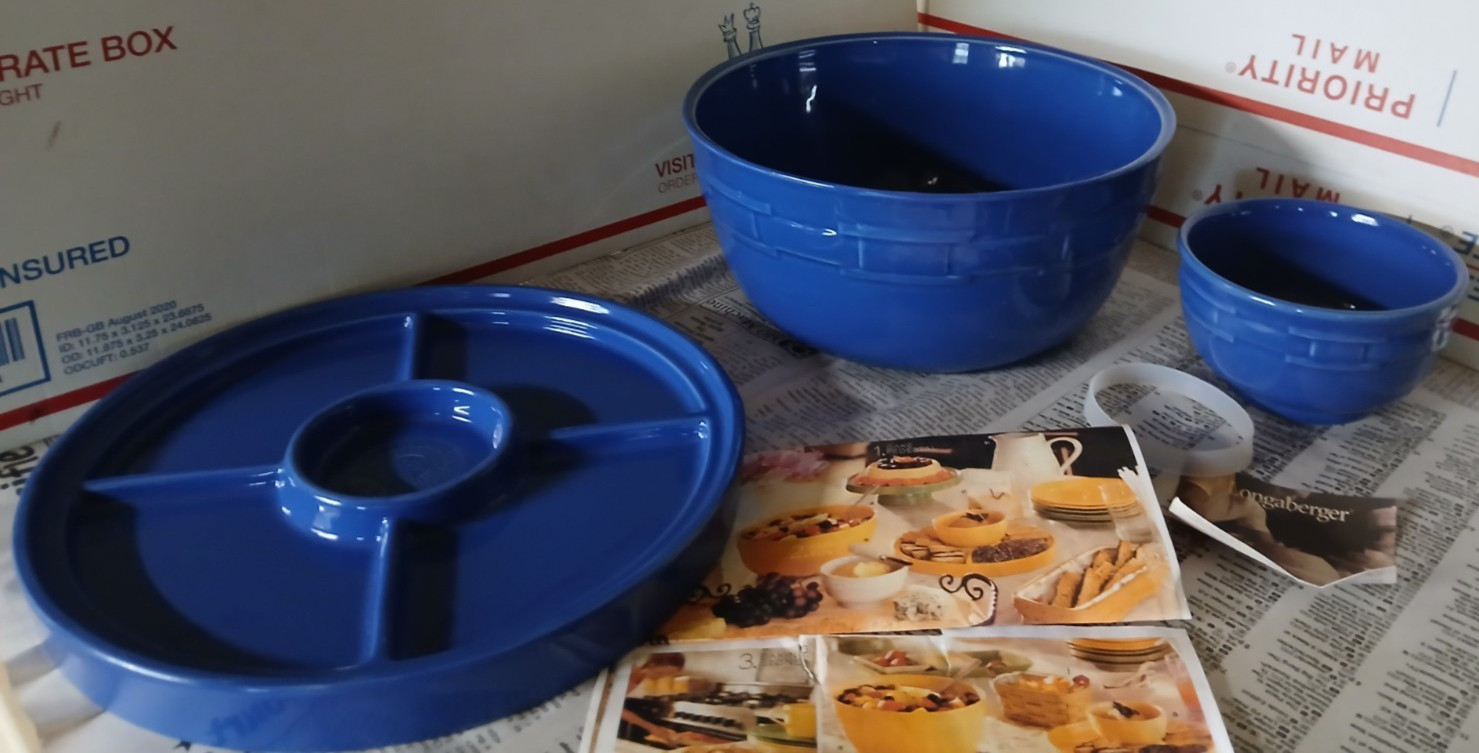Longaberger 8-IN-1 Entertainer, Multi Serving Kit, Cornflower Bowl, Casserole EX Longaberger 8-IN-1 Entertainer, Multi Serving Kit, Cornflower Bowl, Casserole EX