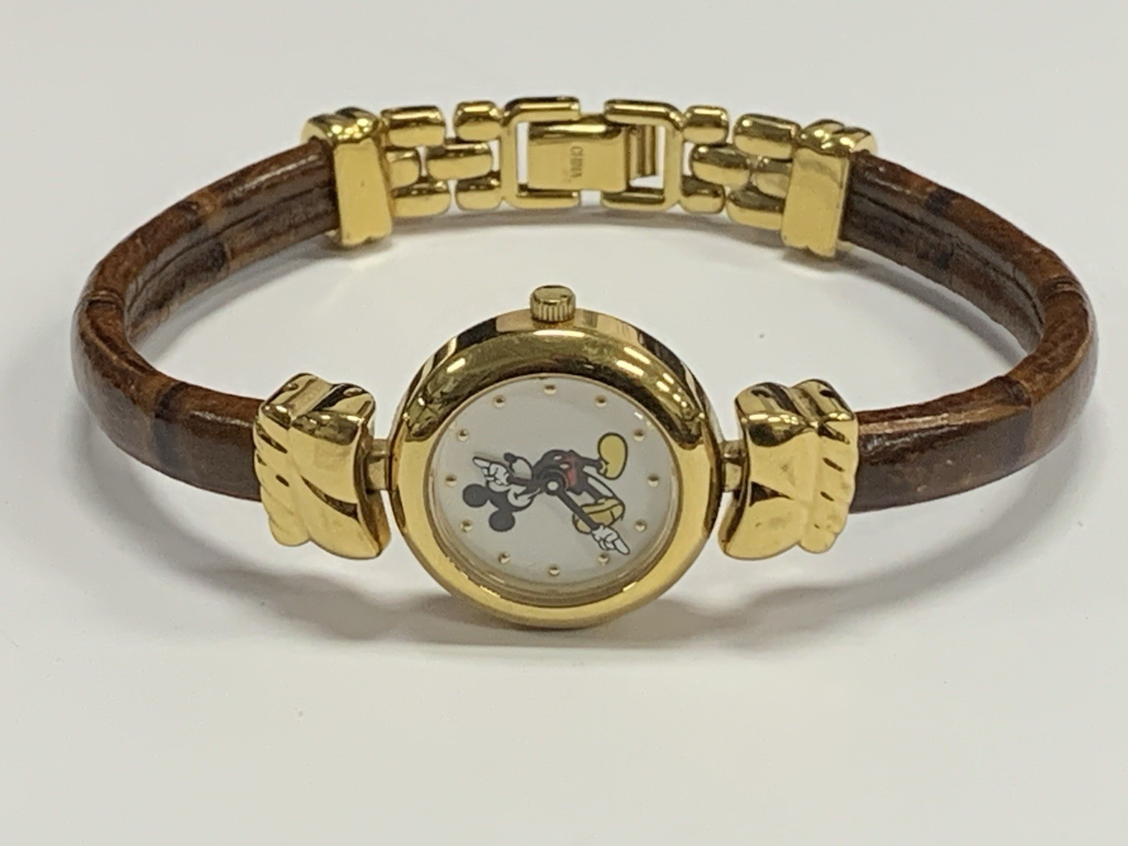 Vintage Ladies Dainty Time Works Mickey Mouse Quartz Watch Leather Bangle Cuff