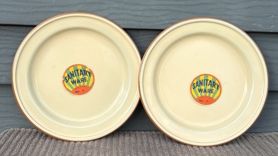 2 Vintage Enamelware 8.5” Sanitary Ware No. 9 Camp Farmhouse Beige Brown Rim MCM