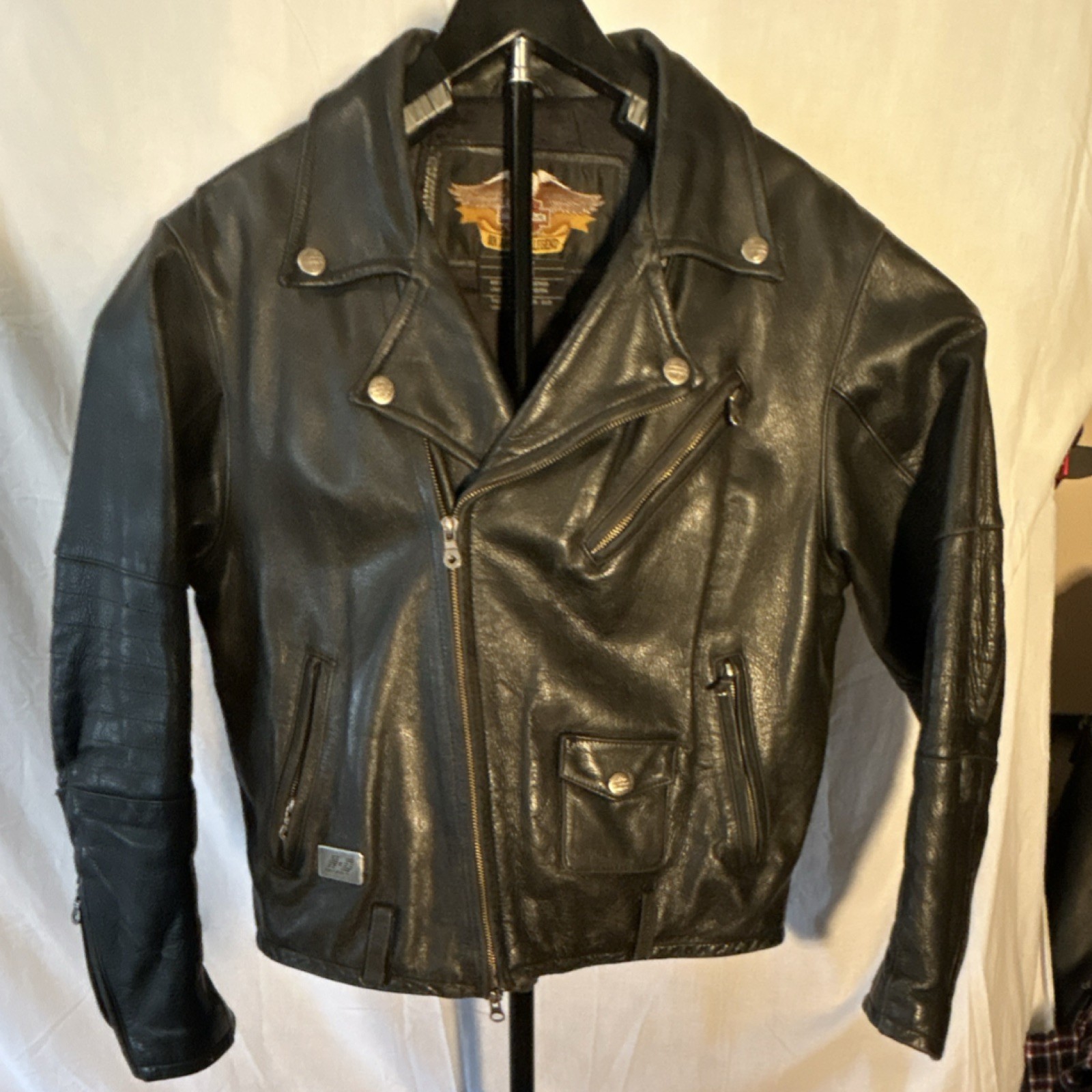 Vintage 1996 Harley-Davidson Leather Jacket 98256-96VM Embossed Logo Back Medium