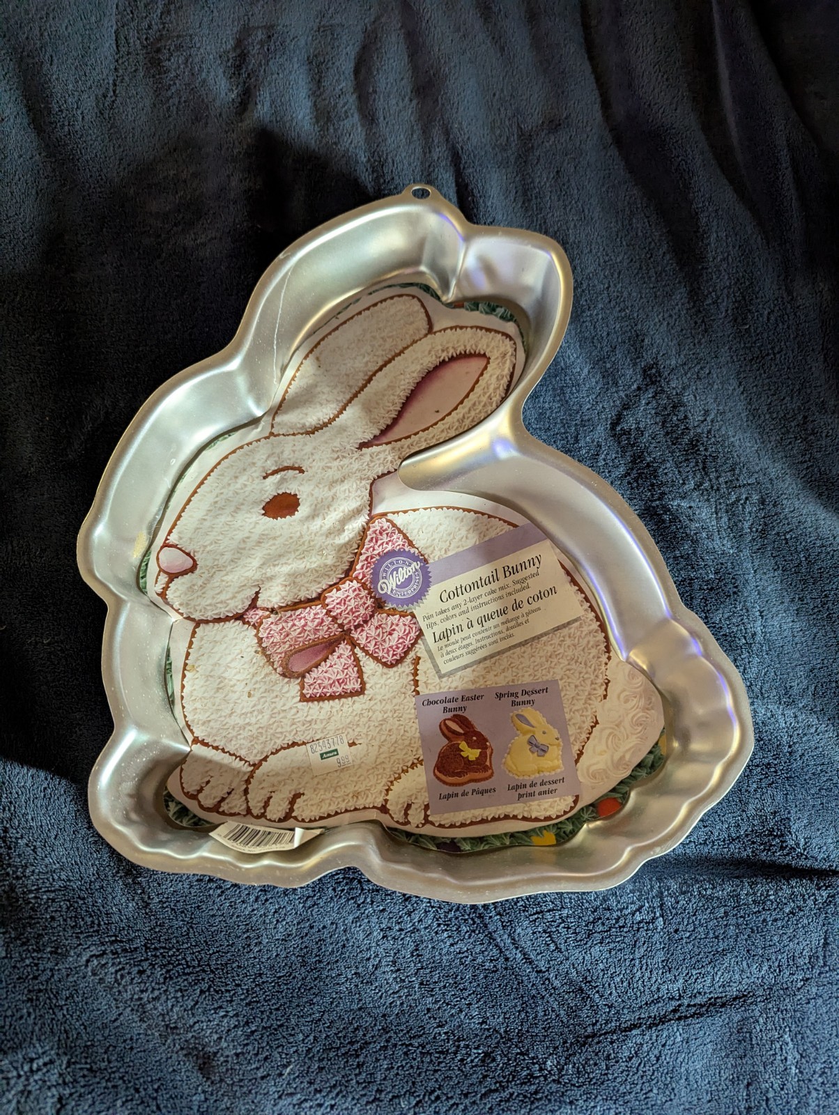 Wilton Cottontail Bunny Vintage Cake Pan -  2000 ~ NWT