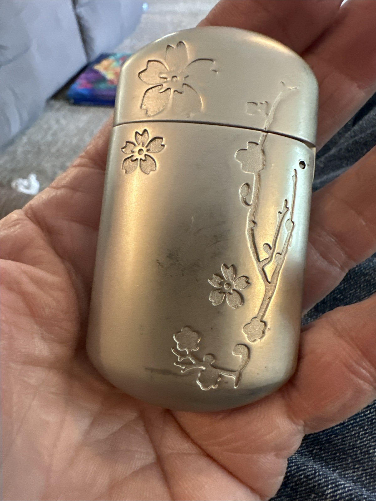 Title: Vintage Art Nouveau Style Silver Tone Flip Top Pocket Ashtray