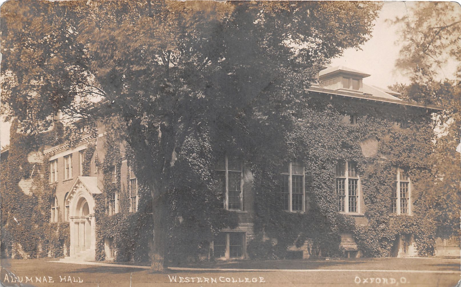 J39/ Oxford Ohio RPPC Postcard c1910 Alumnae Western College Miami 307 J39/ Oxford Ohio RPPC Postcard c1910 Alumnae Western College Miami 307