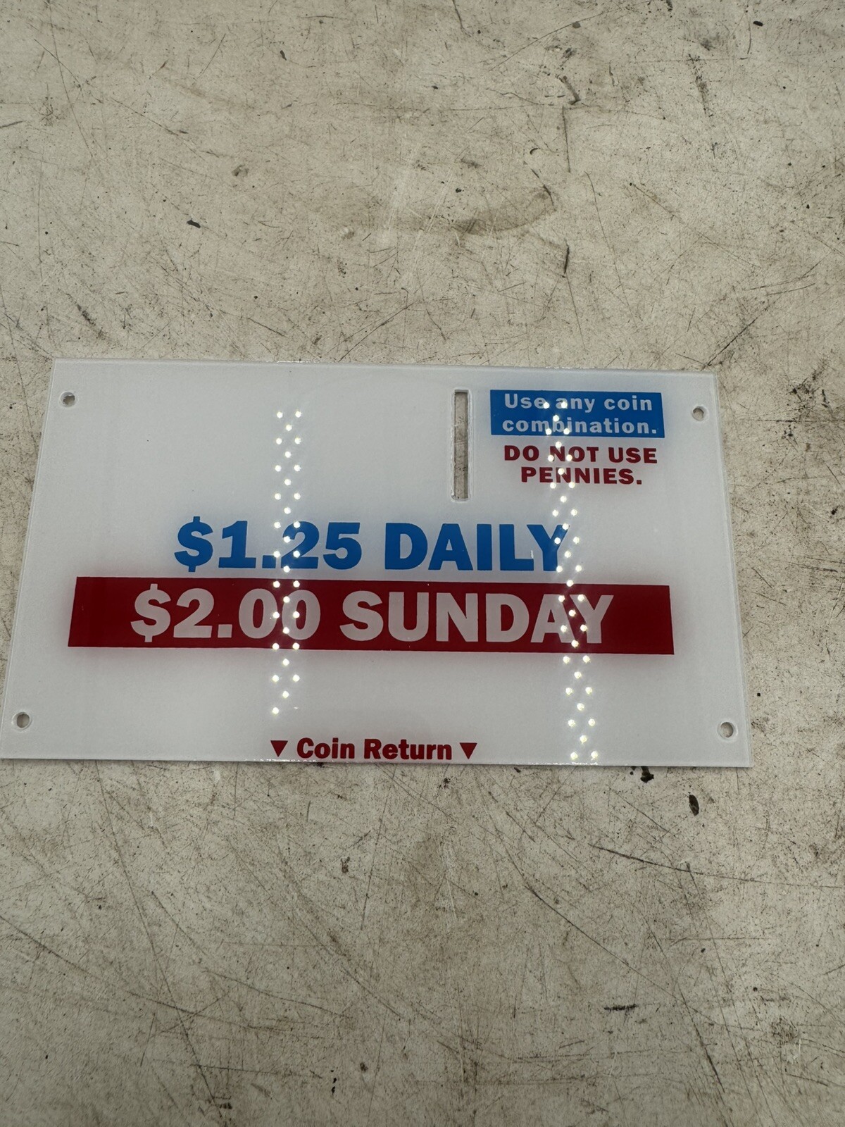 Vtg Daily/Sunday Newspaper Vending Machine Coin Plate Quarters/Dimes NOS