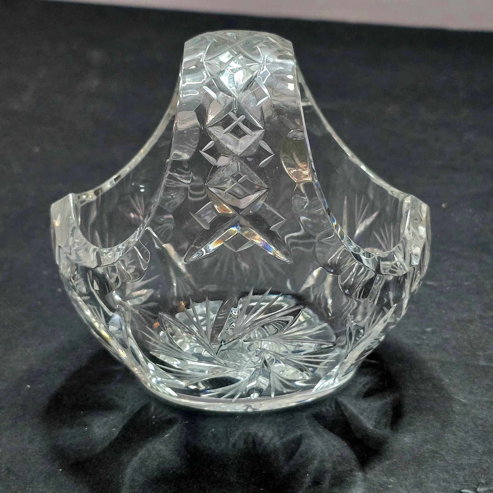 Cut Crystal Basket 4\