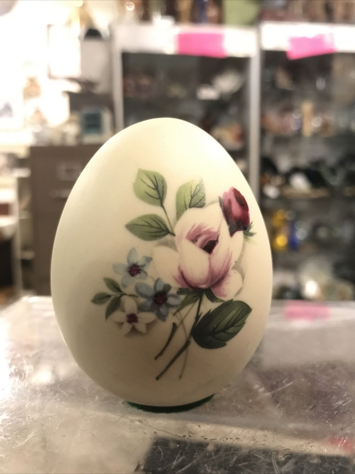 Vintage Floral Flower Rose Painted Egg Paperweight Statue Home Decor 