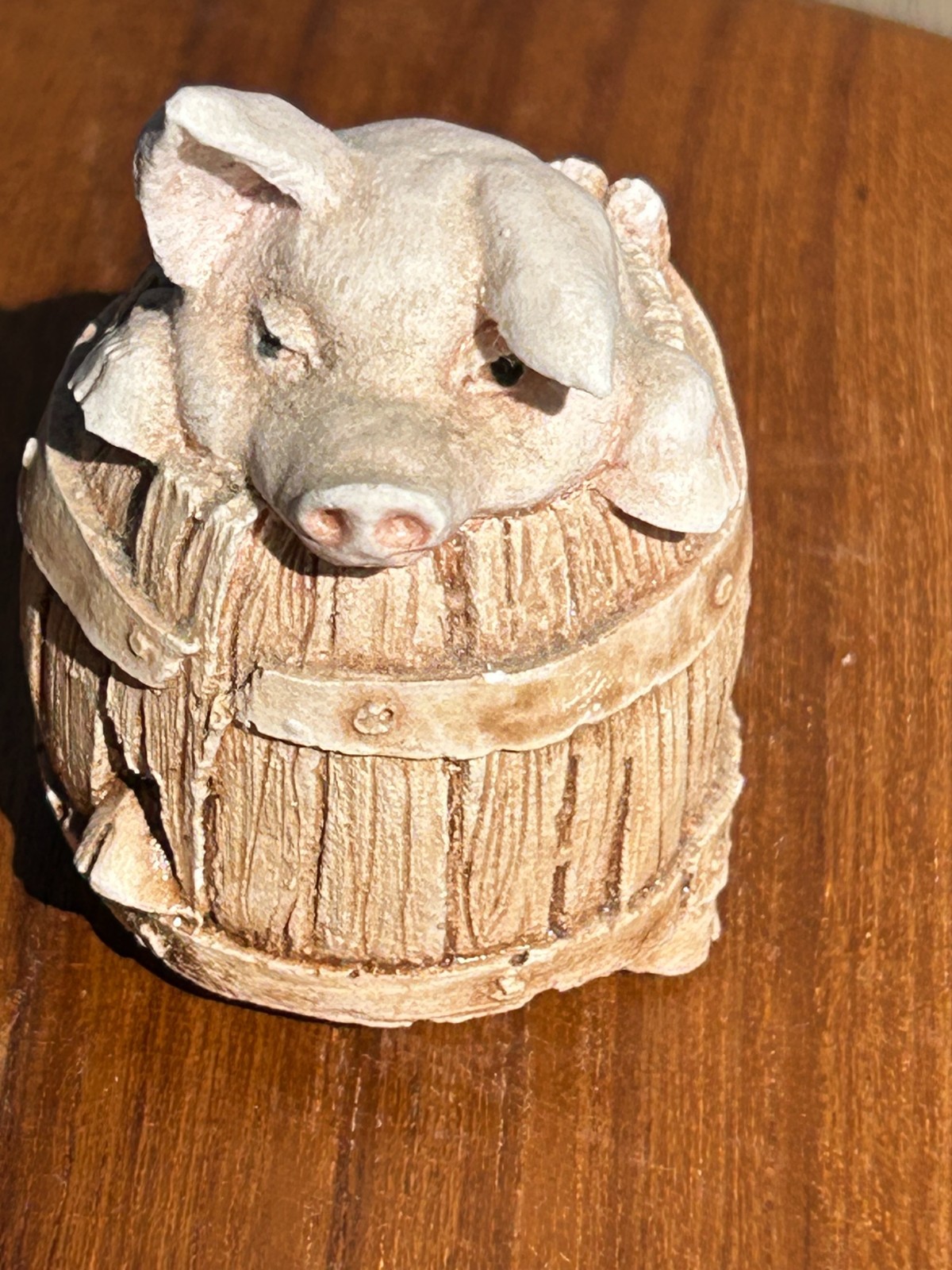 Vintage 1992 Ganz Pigsville Pig In A Barrell Very Cute Collectors Item
