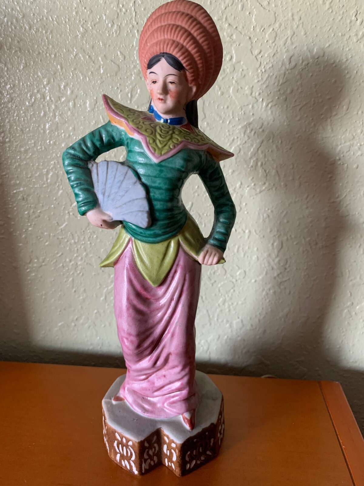 Vintage Occupied Japan Bisque Tall Colorful Lady Figurine Vintage Occupied Japan Bisque Tall Colorful Lady Figurine