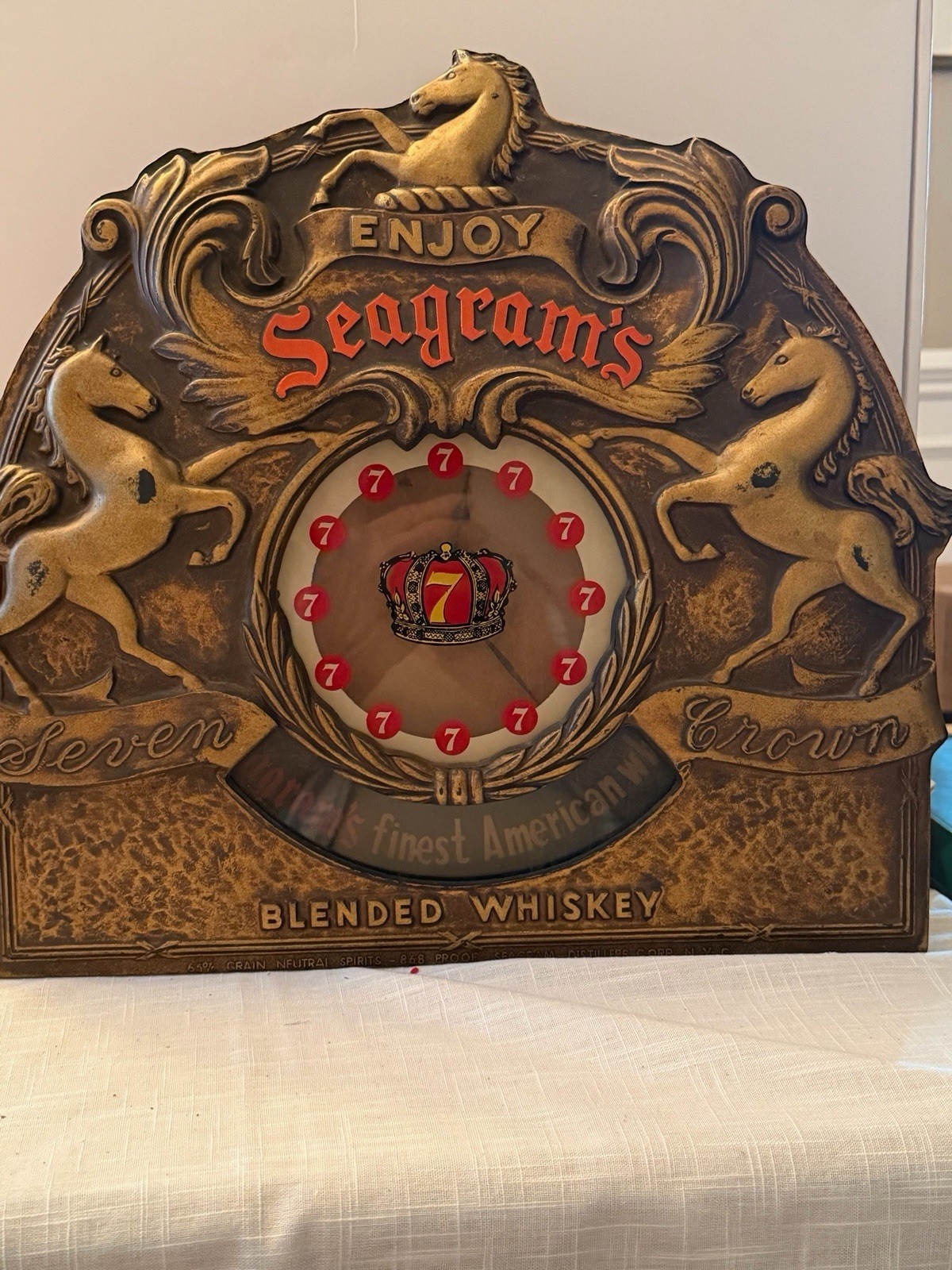 Vintage Seagrams Canadian Whiskey Electric Clock W/Rotating Whiskey Advertising