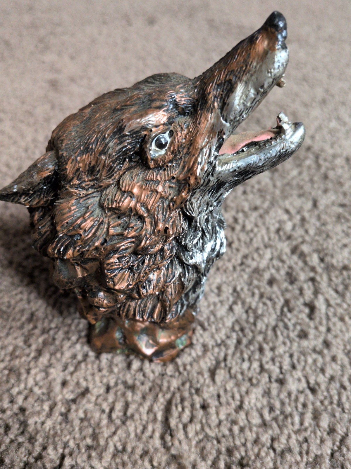 Ebros Woodlands Howling Alpha Wolf Head Bust Bronzed Resin Figure Ebros Woodlands Howling Alpha Wolf Head Bust Bronzed Resin Figure