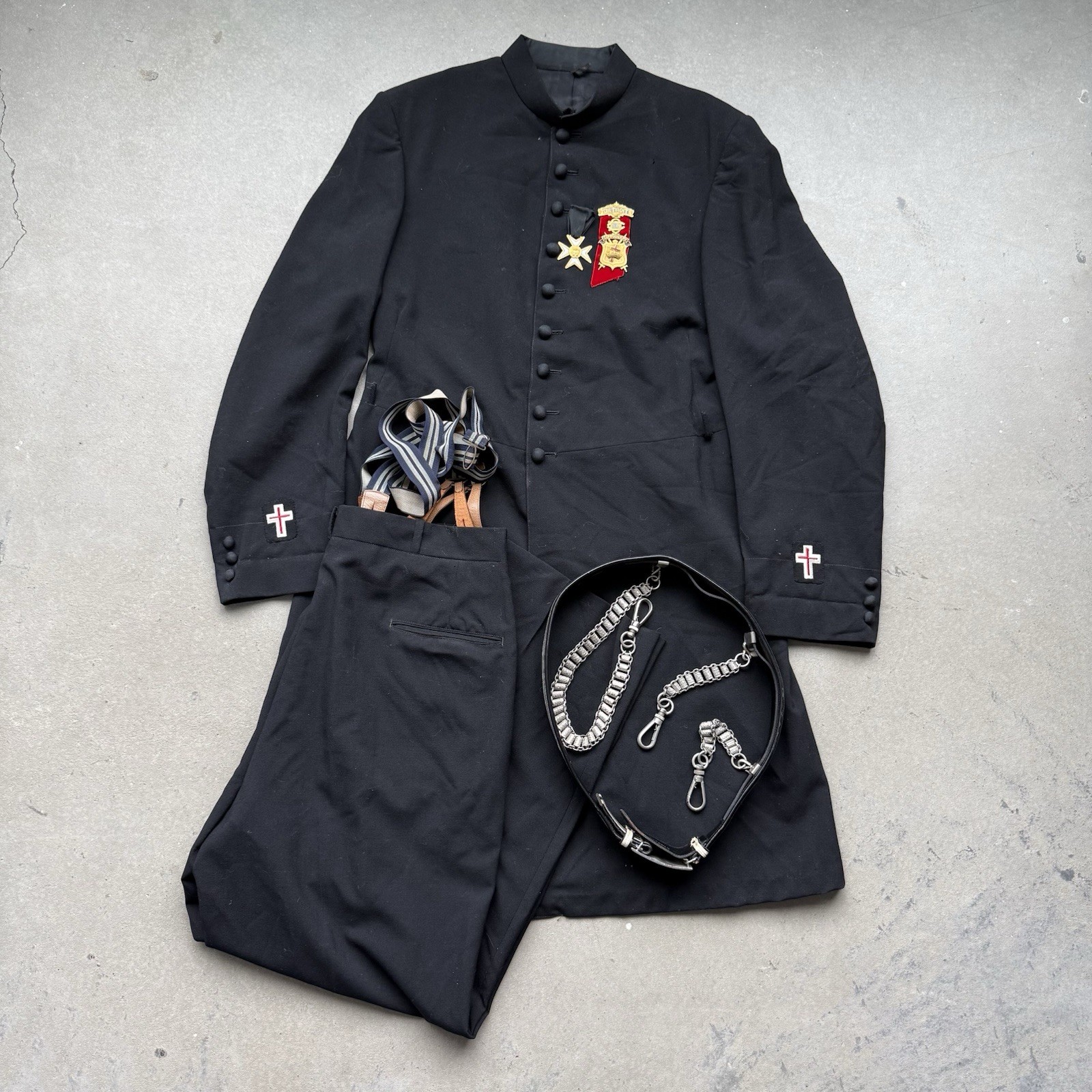 Vintage 1961 Freemason Masonic Knights Templar Uniform Regalia Set w/Name